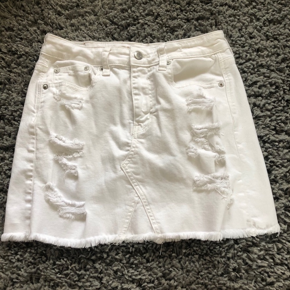 American Eagle white denim skirt